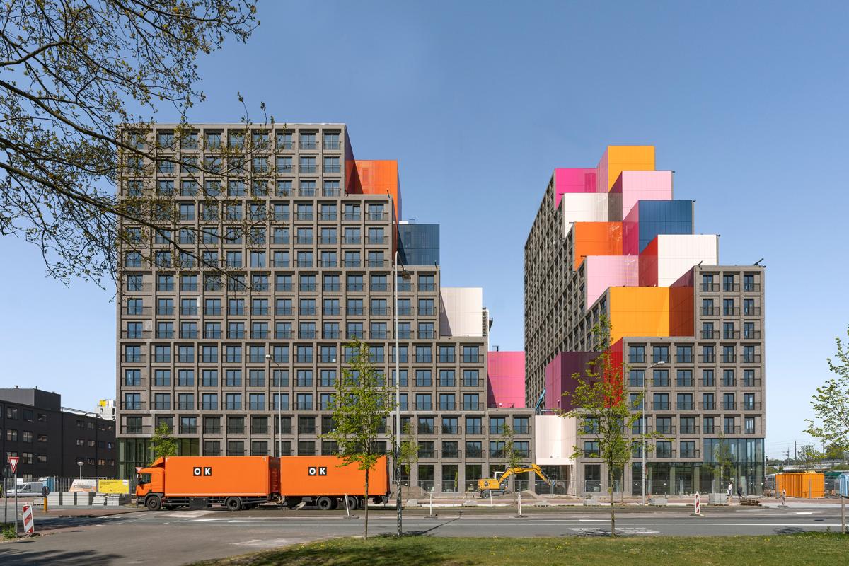 MvdB_DSC08335-300-ok.jpg MvdB_DSC08335-300-ok.jpg