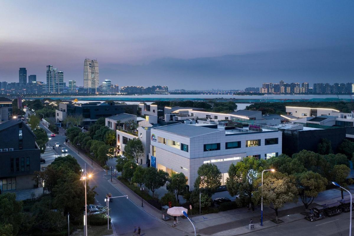 03_%E5%8D%97%E9%9D%A2%E9%B8%9F%E7%9E%B0%E4%B8%A8South_Aerial_View%C2%A9%E5%90%B4%E6%B8%85%E5%B1%B1.jpg 03_%E5%8D%97%E9%9D%A2%E9%B8%9F%E7%9E%B0%E4%B8%A8South_Aerial_View%C2%A9%E5%90%B4%E6%B8%85%E5%B1%B1.jpg