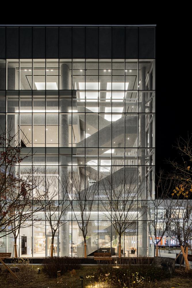 cube-4.jpg cube-4.jpg